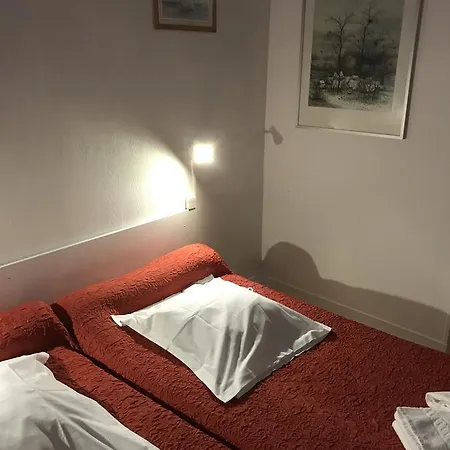 Hotel Lm *