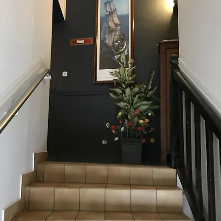 Szálloda Lm